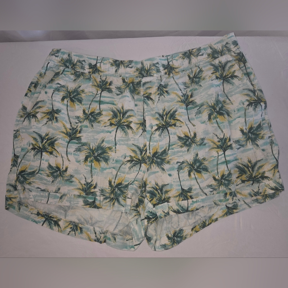 Old Navy Palm Print Women's Shorts - Green and Yellow